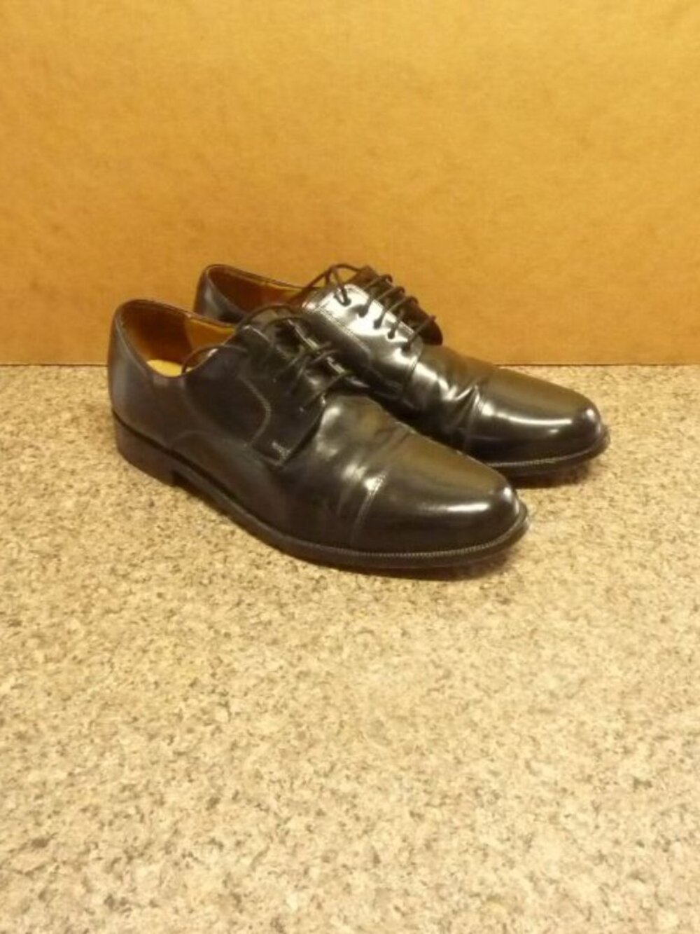 Cole Haan Men's Black Dress Shoes 10.5 M Carter C07226 Cap Toe Oxfords Leather